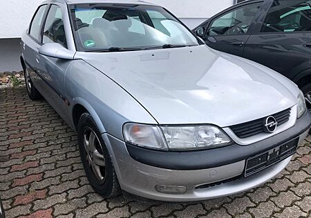 Opel Vectra 2.0 16V Elegance Automatik Klima NeueTüv