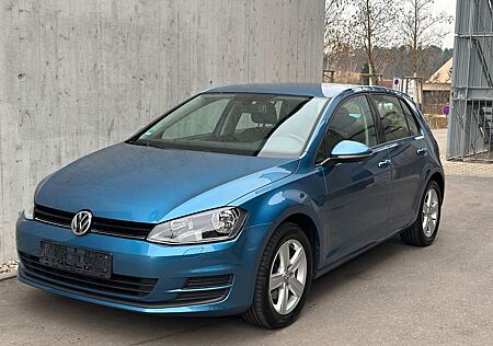 VW Golf Volkswagen VII Lim. 1.4 TSI BMT *AHK*SITZHZG*2. HAND*