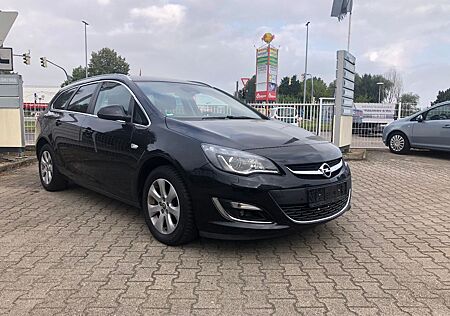 Opel Astra J Sports Tourer Exklusiv