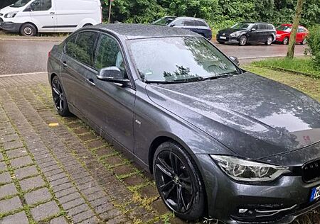 BMW 320i Sport Line Automatik Sport Line