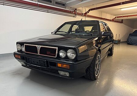 Lancia Delta HF Integrale
