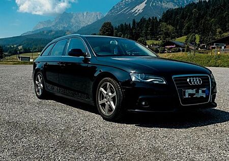 Audi A4 B8 1.8 TFSI KLIMAAUT AVANT SCHECK TOP-ZUSTAN