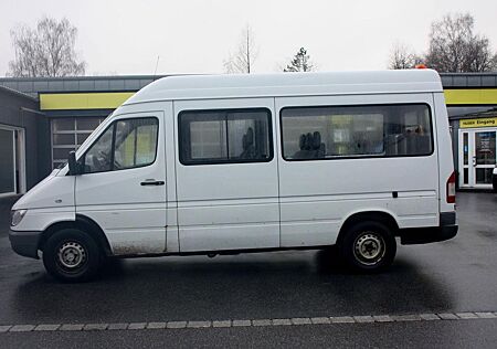 Mercedes-Benz Sprinter Kombi 213 CDI 9 Sitzer RollstuhlLift TÜ