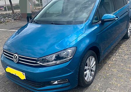 VW Touran Volkswagen 2.0 TDI SCR Comfortline BMT Comfortline