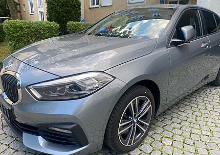 BMW 118 i Aut. Head Up, Leder, Memory, H/K, Kamera