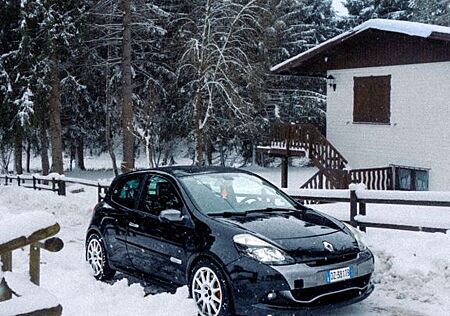 Renault Clio Sport 2.0 16V Sport