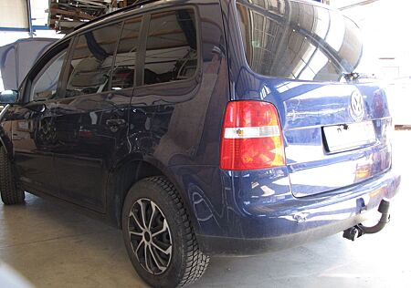 VW Touran Volkswagen 1.9 TDI AHK 7 Sitze