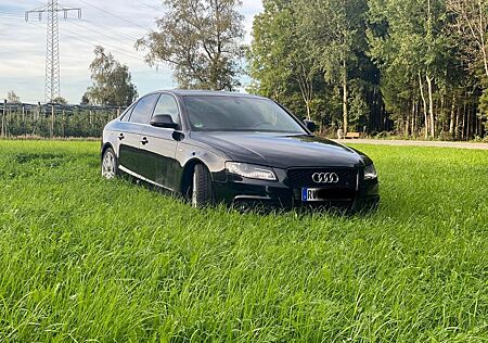 Audi A4 3.2 FSI tiptronic quattro S line ACC /Ahk