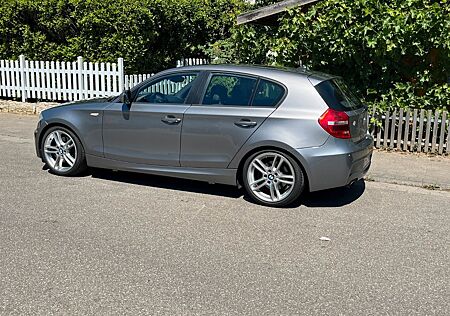 BMW 123D E87 N47S M-Paket Key-Go Xenon Gr.Navi