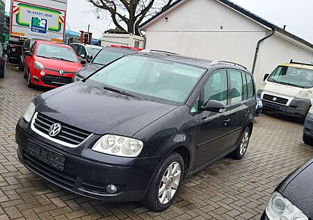 VW Touran Volkswagen Trendline 1.9 TDI Schwarz