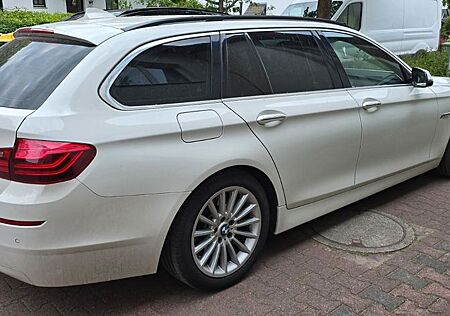 BMW 525d Touring Luxury Line