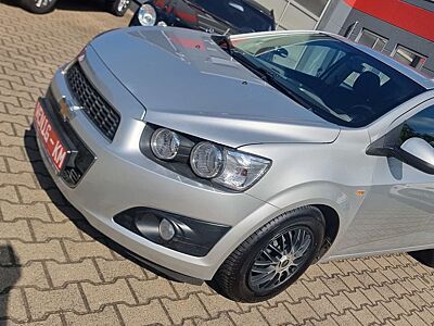 Chevrolet AVEO 1,4 LT+ 5-türig KLIMA + Einparkhilfe
