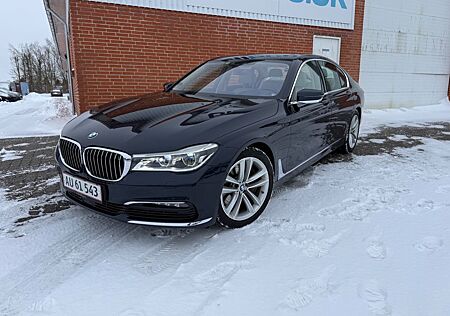 BMW 750i xDrive SEDAN STEPTRONIC, VOLL VOLL