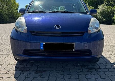 Daihatsu Sirion 1.3 - 2.Hand/Tüv 10/26