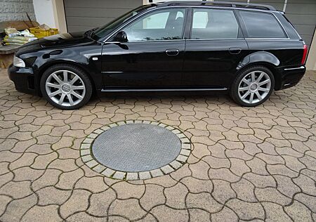 Audi RS4 2.7 quattro