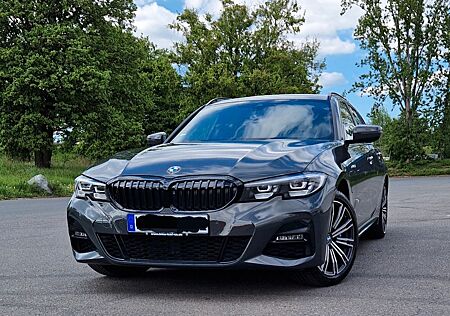 BMW 330e xDrive Touring M Sport A. M Sport