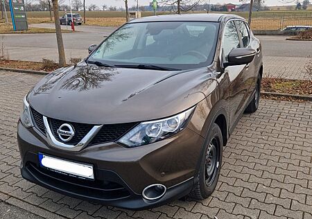 Nissan Qashqai 1.2 DIG-T Acenta Acenta