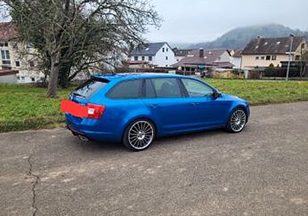 Skoda Octavia 2.0 TDI RS Combi RS