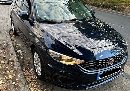 Fiat Tipo 1.4 16V EASY EASY