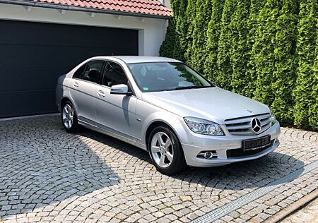 Mercedes-Benz C 180 KOMPRESSOR BlueEFFICIENCY -