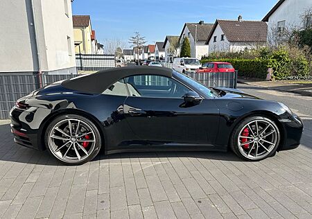 Porsche 992 911 992Carrera 4S Neuwagenzustand,