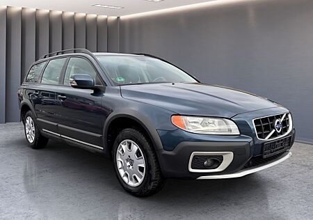 Volvo XC 70 2.4 D5 Momentum AWD*NAVI*LEDER*AUTOMATIK*