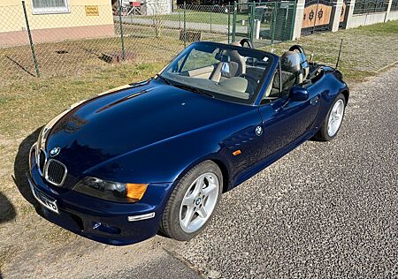 BMW Z3 Roadster 2.8 Automatik in Montreal Blau