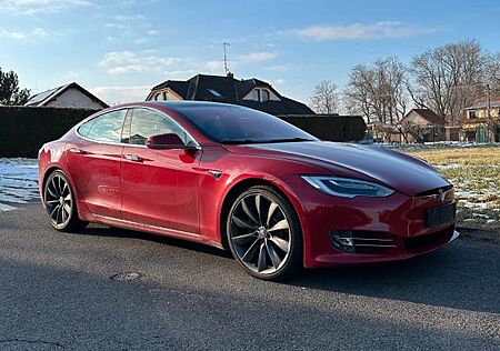 Tesla Model S Basis -