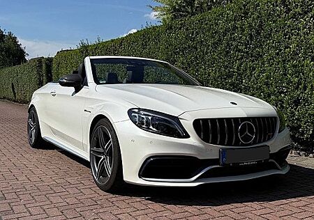 Mercedes-Benz C 63 AMG Mercedes-AMG C 63 S Autom. Mercedes...