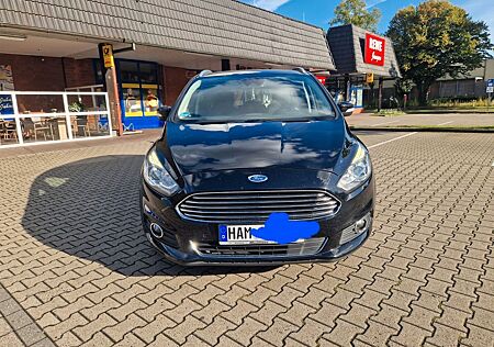 Ford S-Max 2,0 TDCi 132kW Titanium 2017