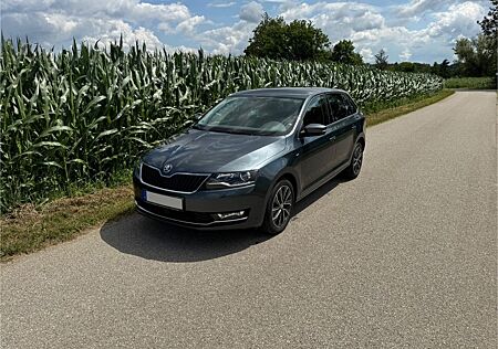 Skoda Rapid 1.0 TSI 81kW Drive Drive
