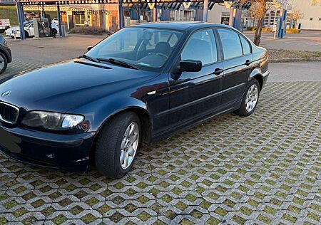 BMW 318i -