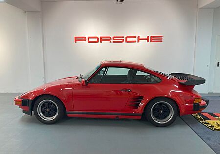 Porsche 930 Rarität: Turbo Werksflachbau