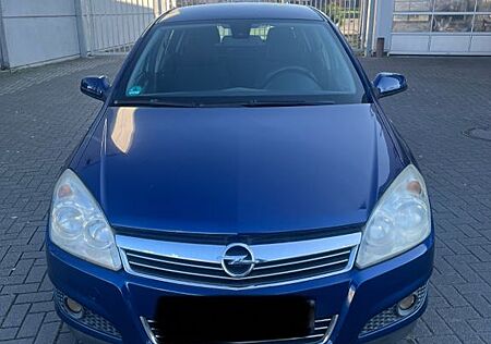 Opel Astra 1.6 Twinport 77kW -