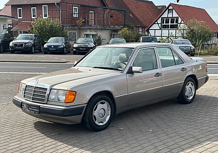 Mercedes-Benz 230 230E Lim. 2.Hand Schiebedach