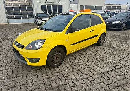 Ford Fiesta Champ-SPORTSITZE-LEDER-KLIMA-PDC