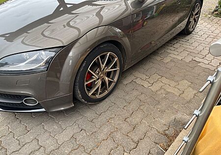 Audi TT Coupe 2.0 TFSI S tronic quattro -