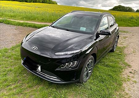 Hyundai KONA Elektro ELEKTRO 100kW - Garantie Scheckheft