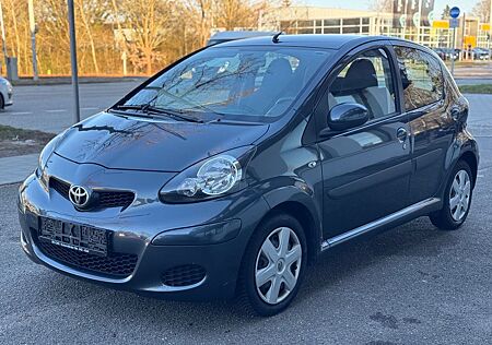 Toyota Aygo (X) Aygo AYGO Cool / TÜV NEU /