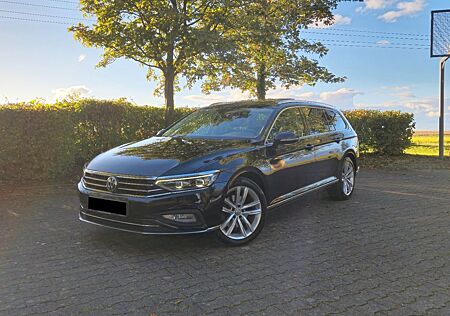 VW Passat Variant Volkswagen 2.0 TDI SCR DSG Elegance