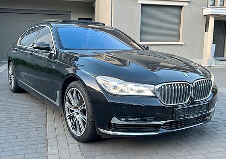 BMW 750Li xDrive M-Paket Vollausstattung