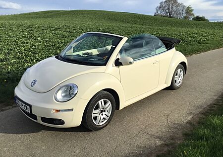 VW New Beetle Volkswagen 1.6 Cabriolet -