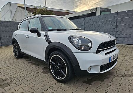 Mini Cooper SD Countryman Chili Wired Licht Sichtpak.