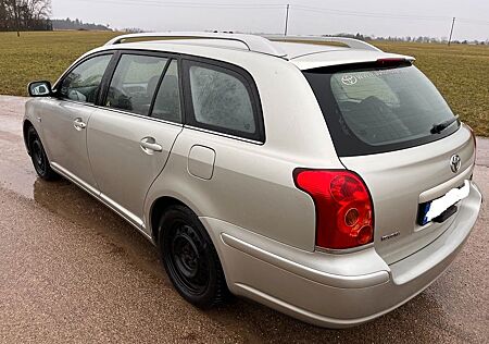 Toyota Avensis Combi 1.8-l-VVT-i -