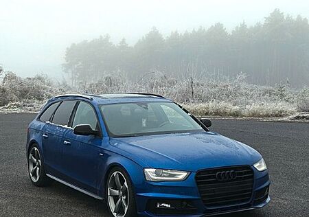 Audi A4 2.0 TDI 140kW multitronic S line Avant S line