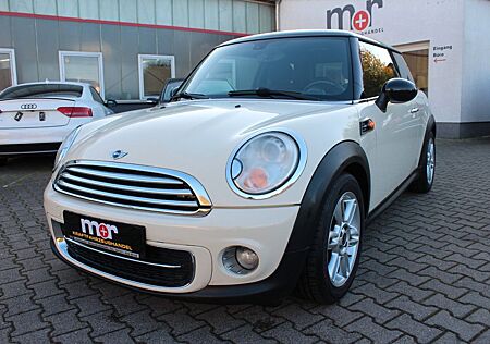 Mini Cooper D ~NAVI~PDC~SHZ