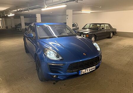 Porsche Macan S approved Luft Pano Scheckheft Standheiz