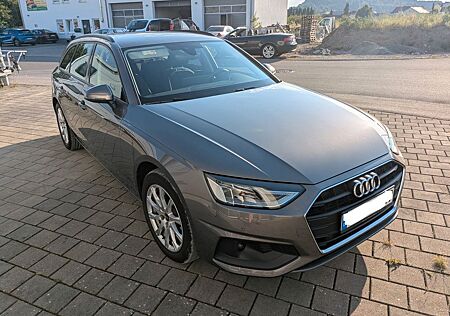 Audi A4 40 TDI S tronic Avant -