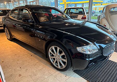 Maserati Quattroporte 4.2 V8 Automatik 63.000 Km 1. Hand