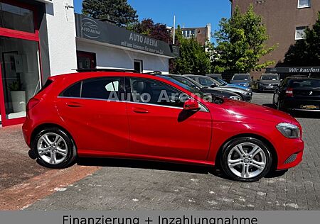 Mercedes-Benz A 180 Automatik AMG Paket Leder Navi Panorama